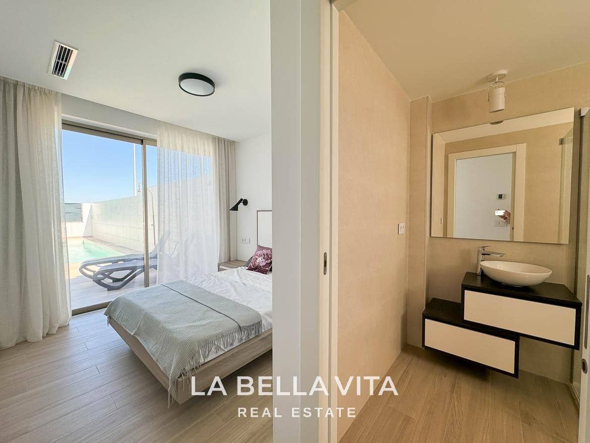 4 soveværelse Villa til salg i Los Belones med swimmingpool garage - € 550.000 (Ref: 8440698)