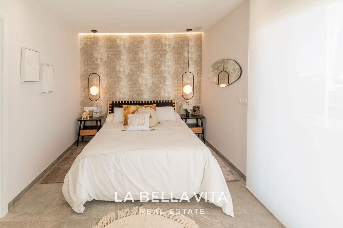 3 soveværelse Villa til salg i Pilar de la Horadada med swimmingpool - € 519.900 (Ref: 8440699)