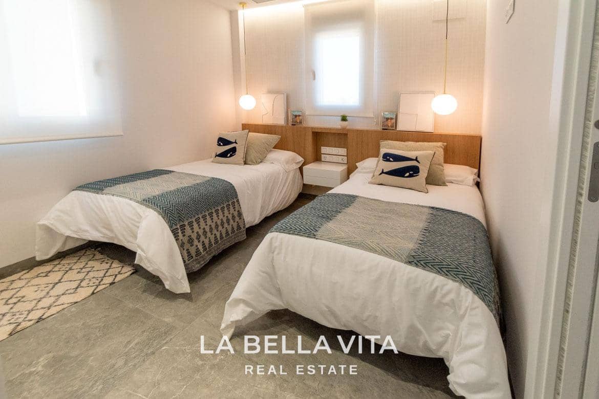 3 soveværelse Villa til salg i Pilar de la Horadada med swimmingpool - € 519.900 (Ref: 8440699)