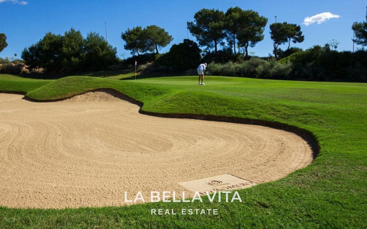 3 soveværelse Villa til salg i Pilar de la Horadada med swimmingpool - € 519.900 (Ref: 8440699)