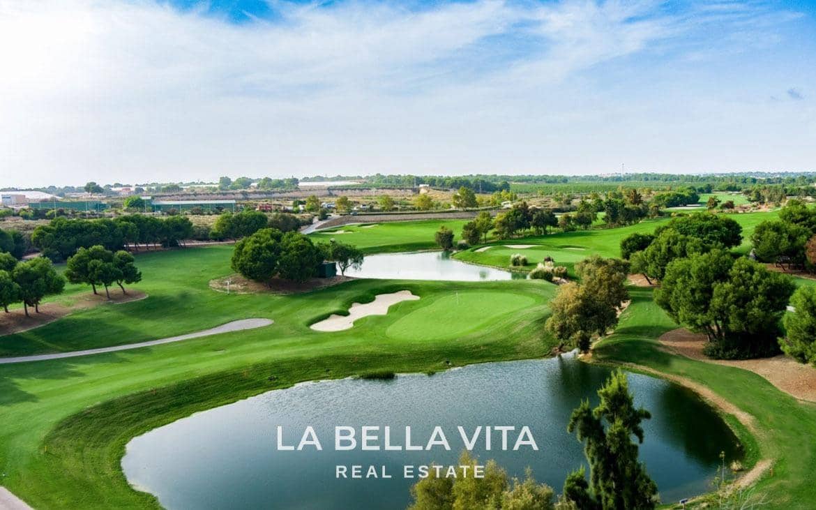 3 soveværelse Villa til salg i Pilar de la Horadada med swimmingpool - € 519.900 (Ref: 8440699)