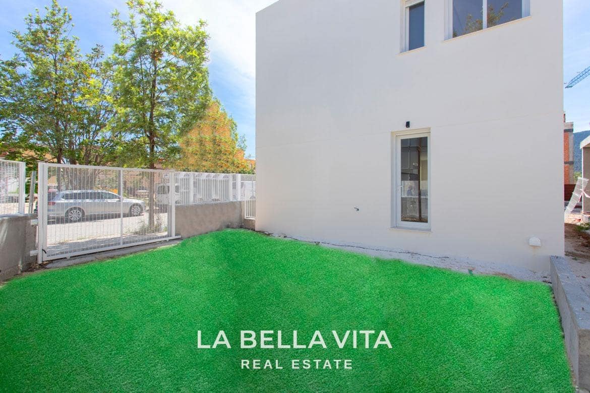 3 camera da letto Villa in vendita in La Canalosa con piscina - 352.500 € (Rif: 8450074)