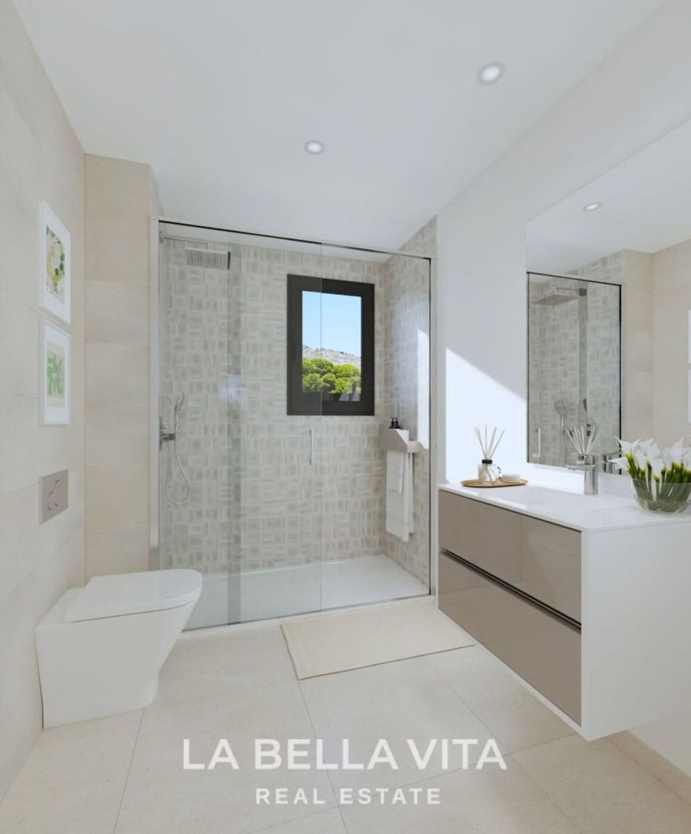 3 soveværelse Villa til salg i Daya Nueva med swimmingpool - € 345.500 (Ref: 8514726)