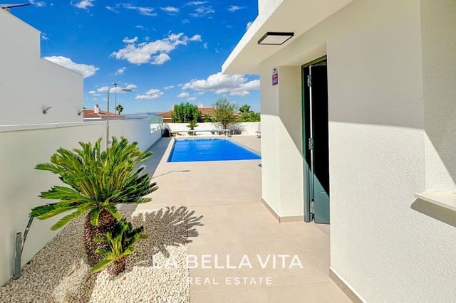 3 Zimmer Villa zu verkaufen in Benijófar mit Pool - 478.730 € (Ref: 8605437)