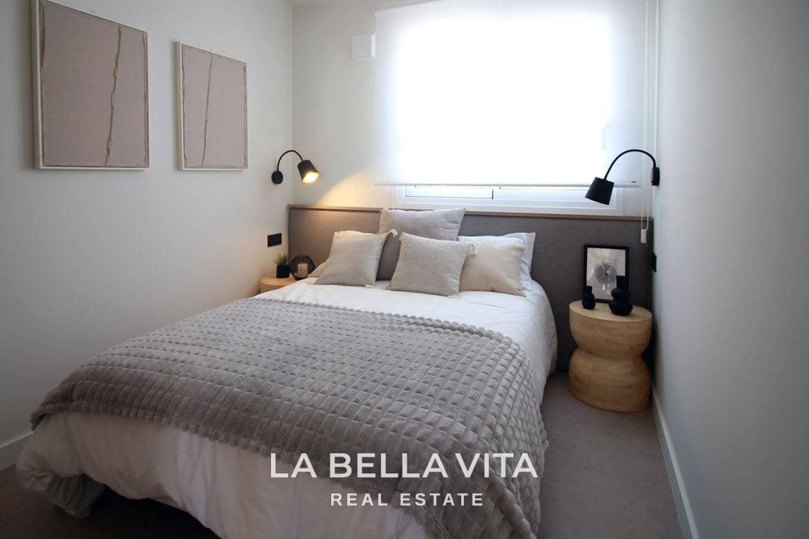 3 chambre Bungalow à vendre à Pilar de la Horadada avec piscine garage - 385 000 € (Ref: 8666224)