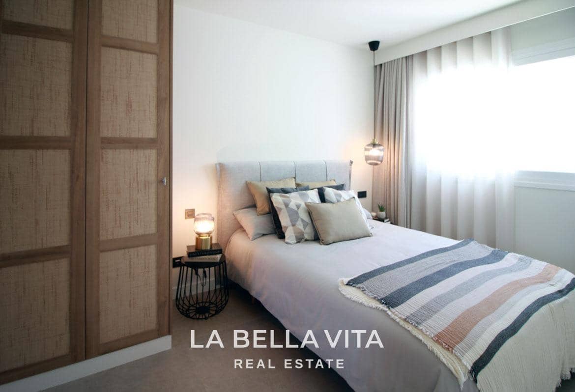 3 chambre Bungalow à vendre à Pilar de la Horadada avec piscine garage - 385 000 € (Ref: 8666224)