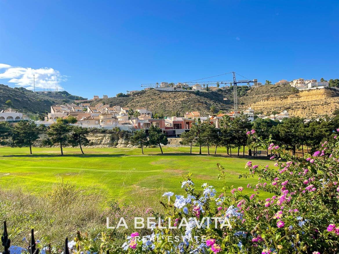 3 sypialnia Willa na sprzedaż w Ciudad Quesada z basenem - 680 000 € (Ref: 8714638)