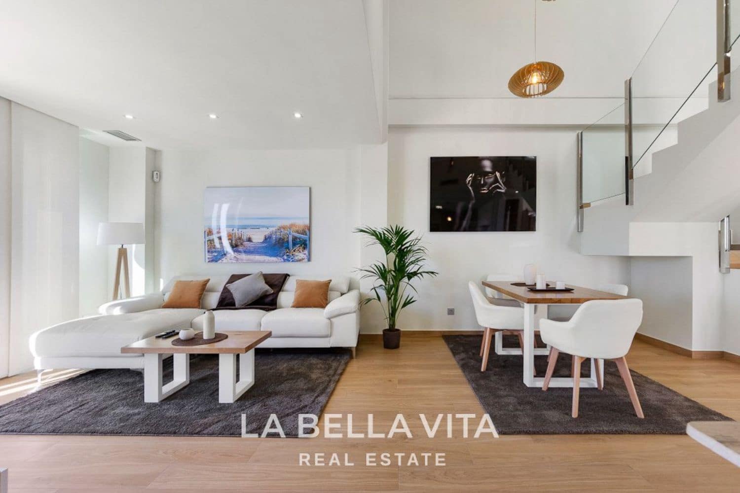 3 soveværelse Villa til salg i Ciudad Quesada med swimmingpool - € 629.000 (Ref: 8714640)