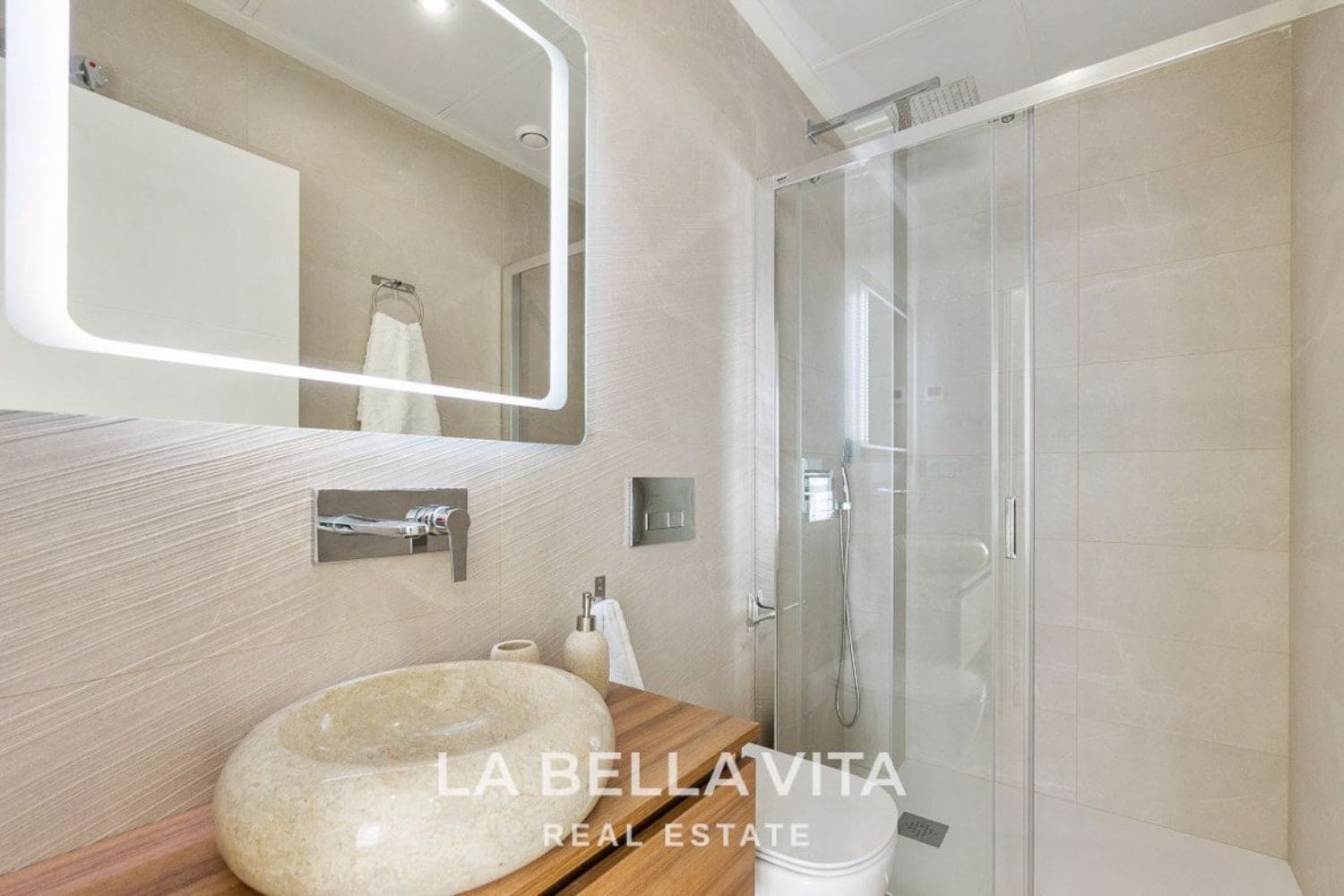 3 soveværelse Villa til salg i Ciudad Quesada med swimmingpool - € 629.000 (Ref: 8714640)