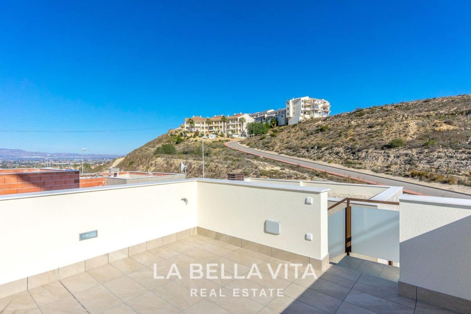 3 soveværelse Villa til salg i Ciudad Quesada med swimmingpool - € 629.000 (Ref: 8714640)