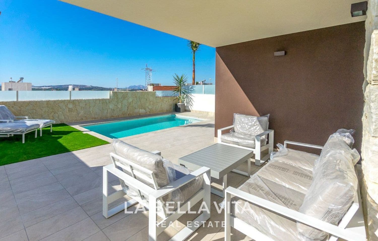 3 soveværelse Villa til salg i Ciudad Quesada med swimmingpool - € 629.000 (Ref: 8714640)