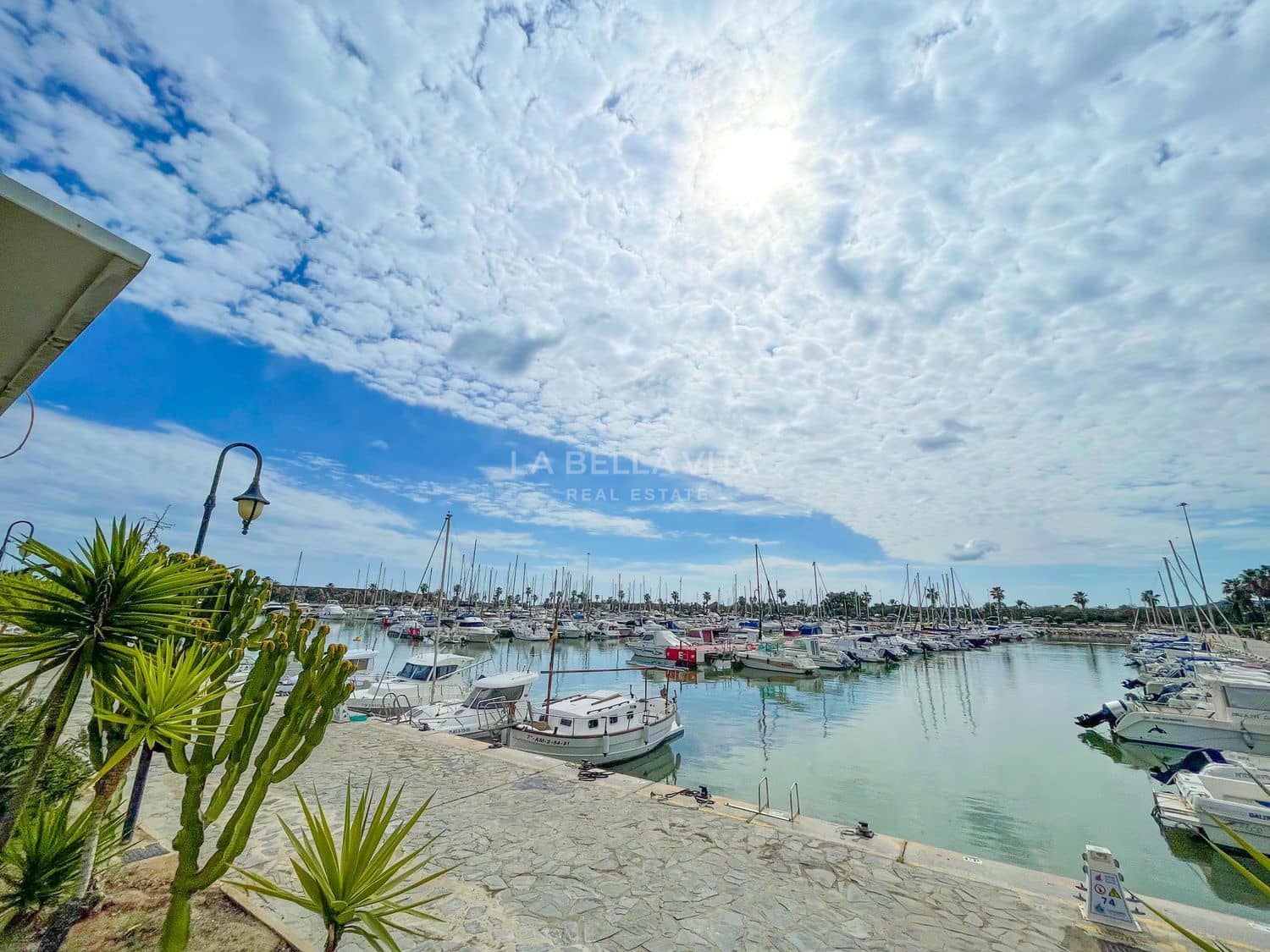 3 soveværelse Villa til salg i Ciudad Quesada med swimmingpool - € 629.000 (Ref: 8714640)