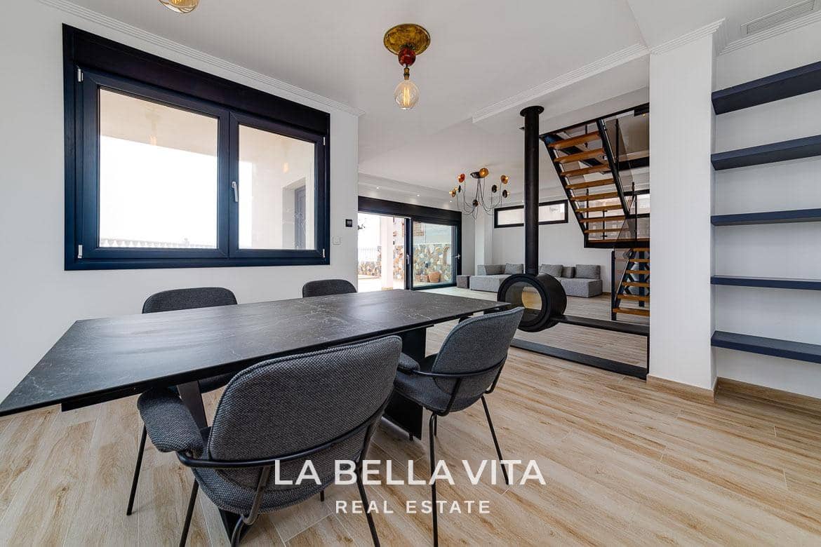 4 soveværelse Villa til salg i La Mata med swimmingpool - € 990.000 (Ref: 8714646)