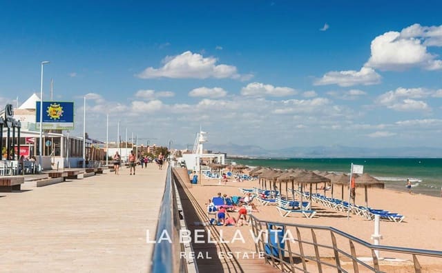 Chalet de 4 habitaciones en Cabo Cervera, Torrevieja en venta con piscina - 990.000 € (Ref: 8714646)