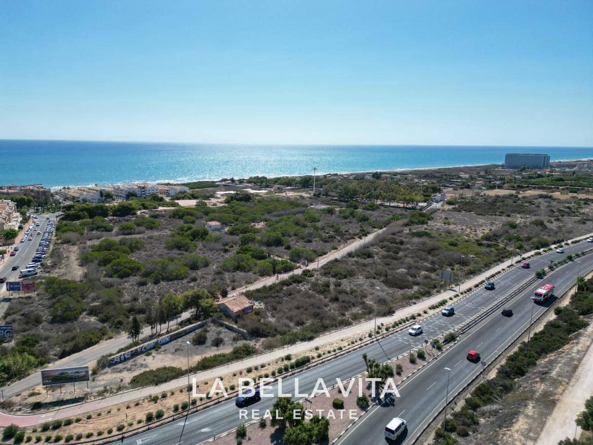 Byggegrund til salg i Guardamar del Segura - € 750.000 (Ref: 8714651)