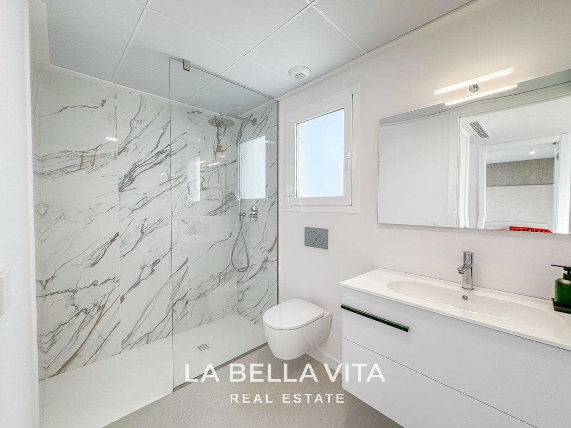 3 soverom Villa til salgs i Muchamiel / Mutxamel med svømmebasseng - € 450 000 (Ref: 8714653)