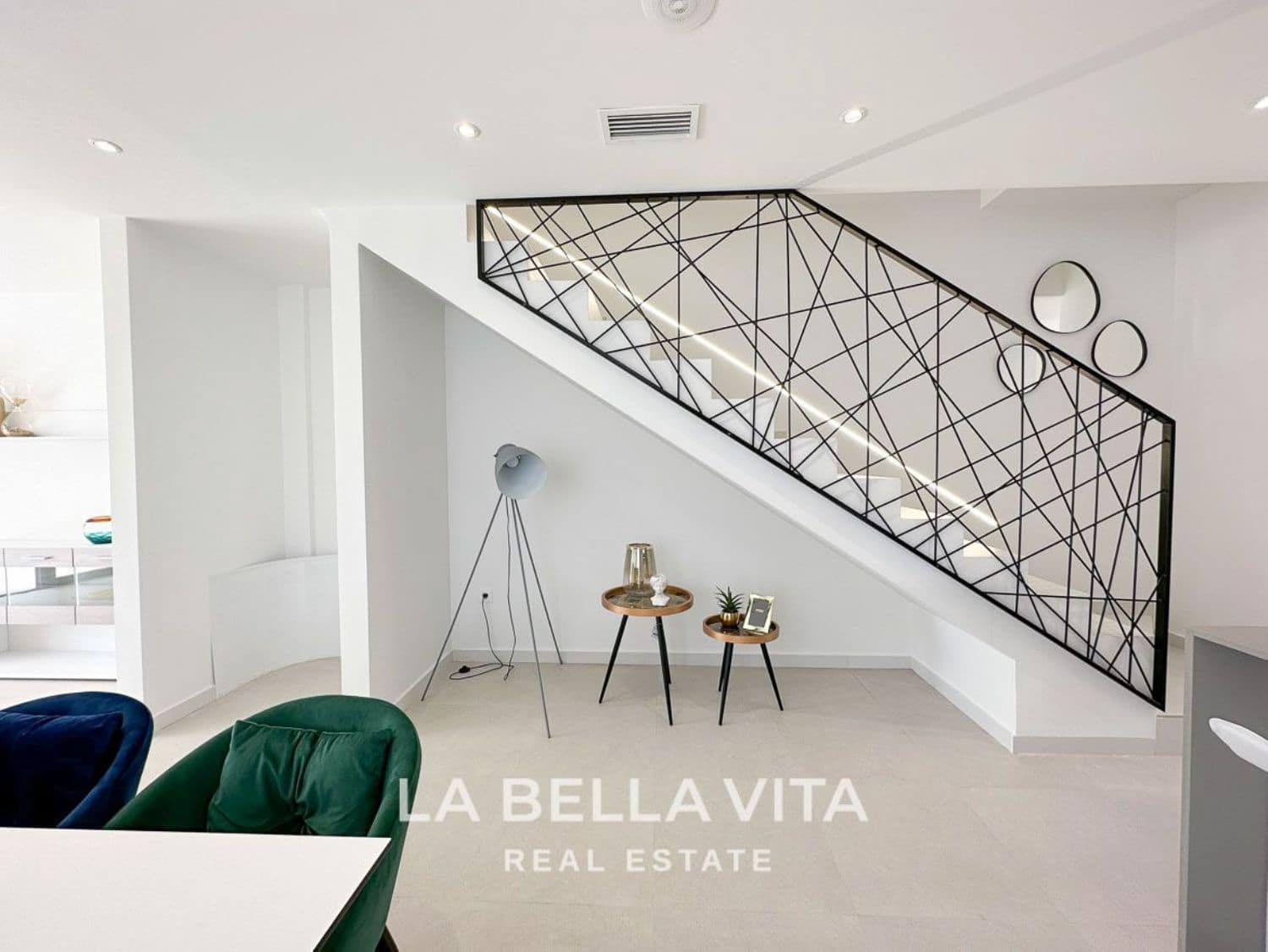 5 slaapkamer Villa te koop in Guardamar del Segura met zwembad - € 507.000 (Ref: 8714664)