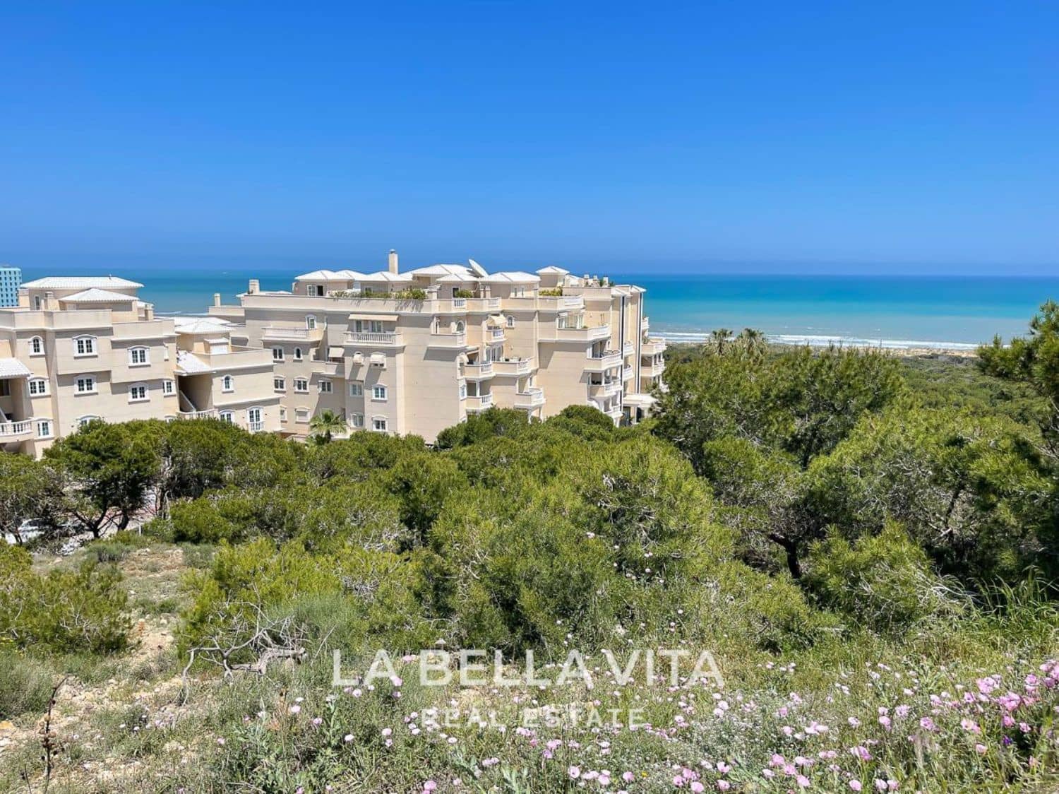 5 slaapkamer Villa te koop in Guardamar del Segura met zwembad - € 507.000 (Ref: 8714664)