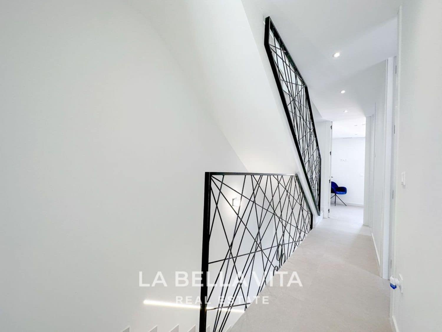 5 slaapkamer Villa te koop in Guardamar del Segura met zwembad - € 507.000 (Ref: 8714664)