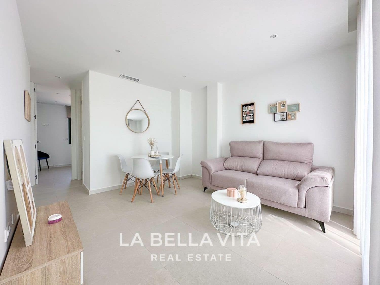 5 slaapkamer Villa te koop in Guardamar del Segura met zwembad - € 507.000 (Ref: 8714664)