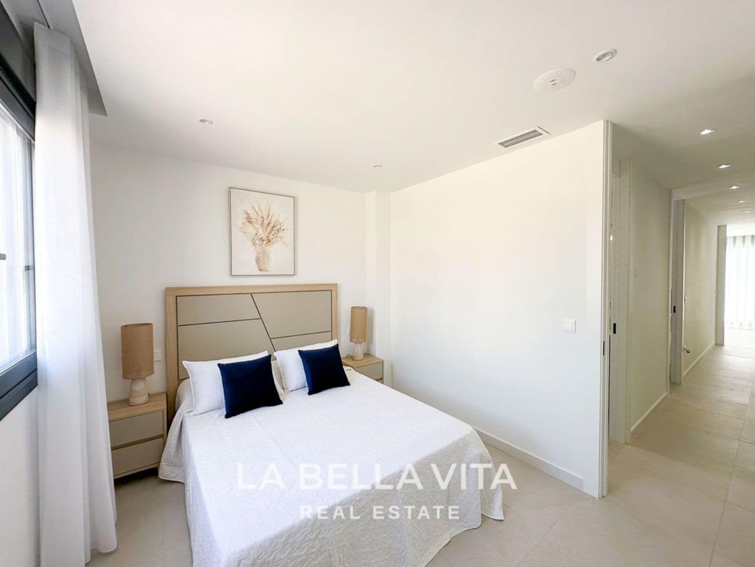 5 slaapkamer Villa te koop in Guardamar del Segura met zwembad - € 507.000 (Ref: 8714664)