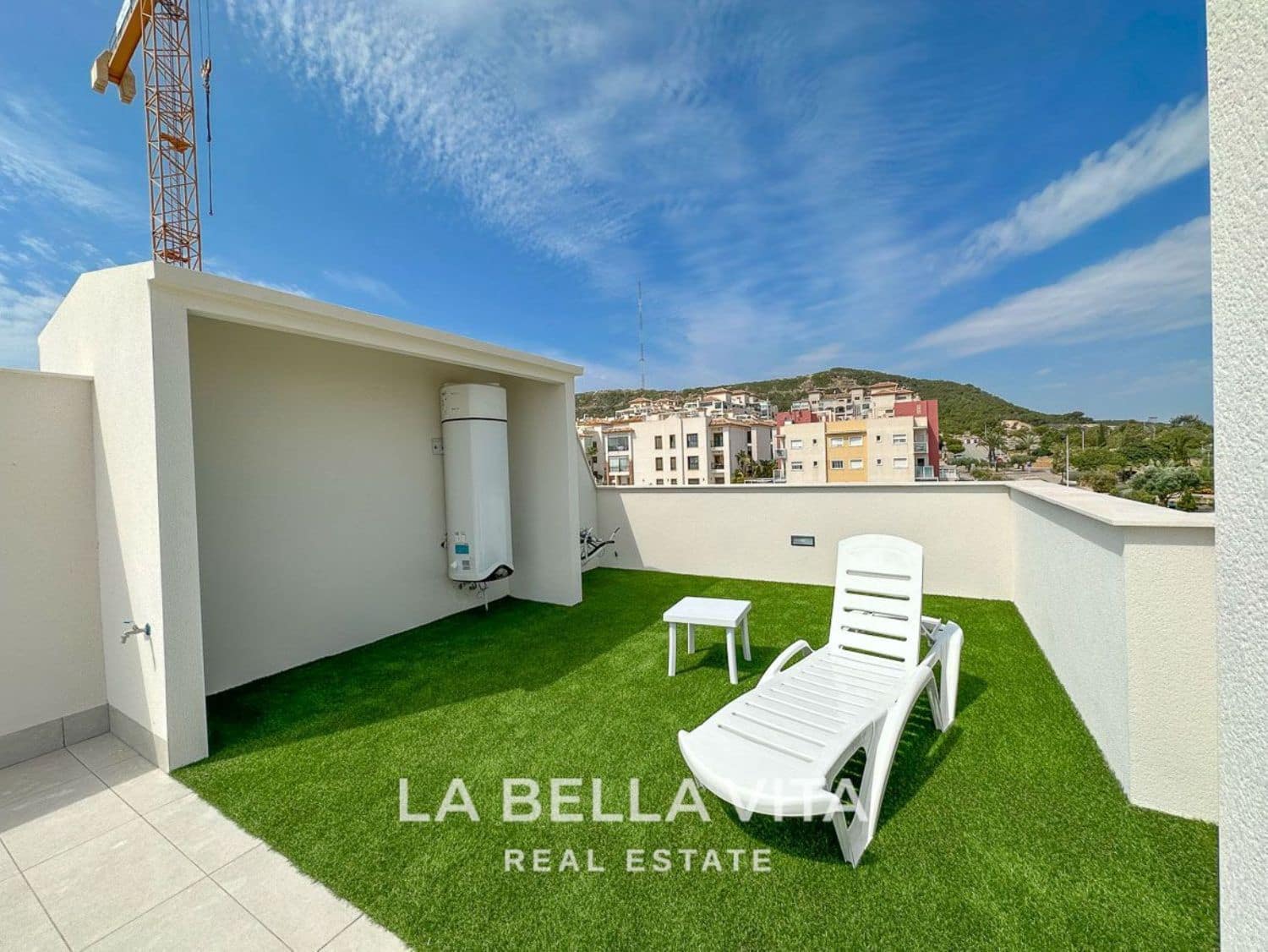 5 slaapkamer Villa te koop in Guardamar del Segura met zwembad - € 507.000 (Ref: 8714664)