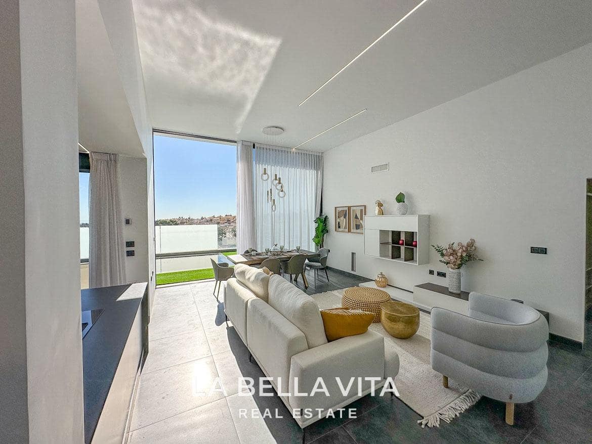 3 bedroom Villa for sale in Los Altos with pool garage - € 650,000 (Ref: 8714665)