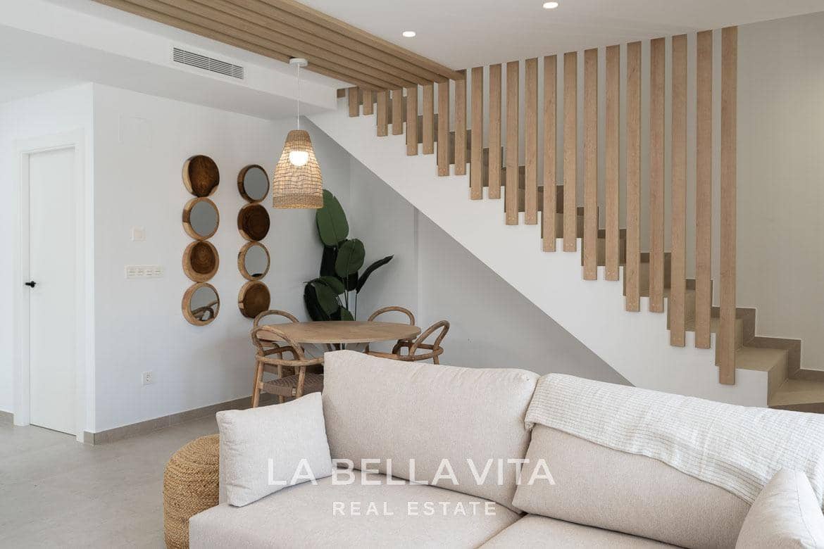 3 soveværelse Villa til salg i Pilar de la Horadada med swimmingpool - € 439.000 (Ref: 8814466)