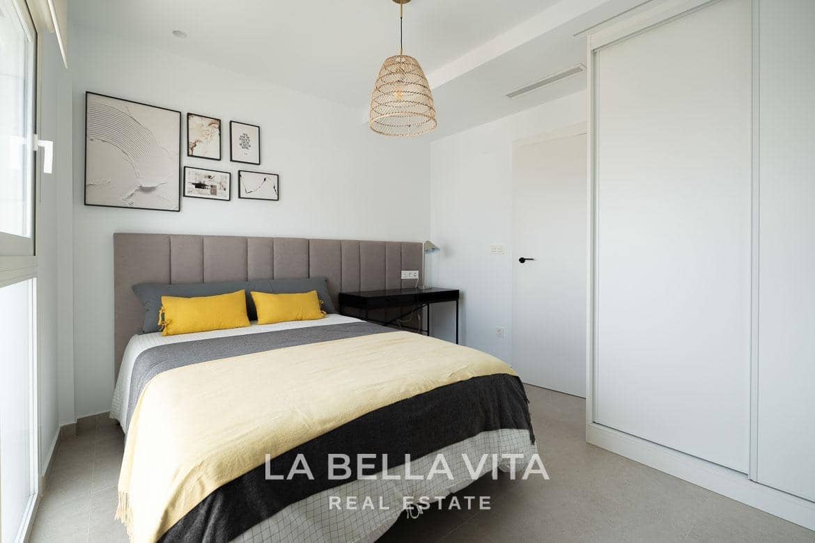 3 soveværelse Villa til salg i Pilar de la Horadada med swimmingpool - € 439.000 (Ref: 8814466)