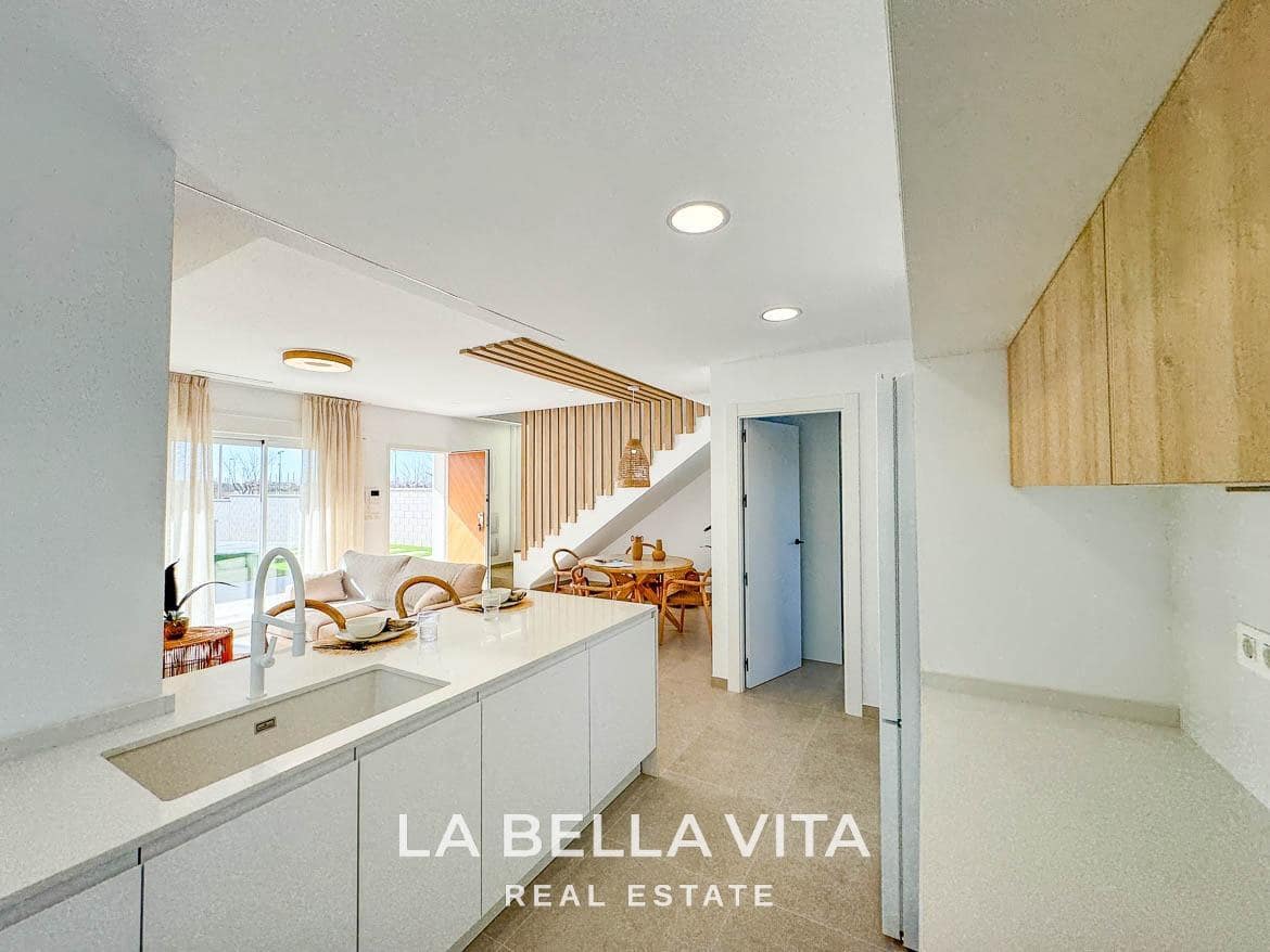 3 soveværelse Villa til salg i Pilar de la Horadada med swimmingpool - € 439.000 (Ref: 8814466)