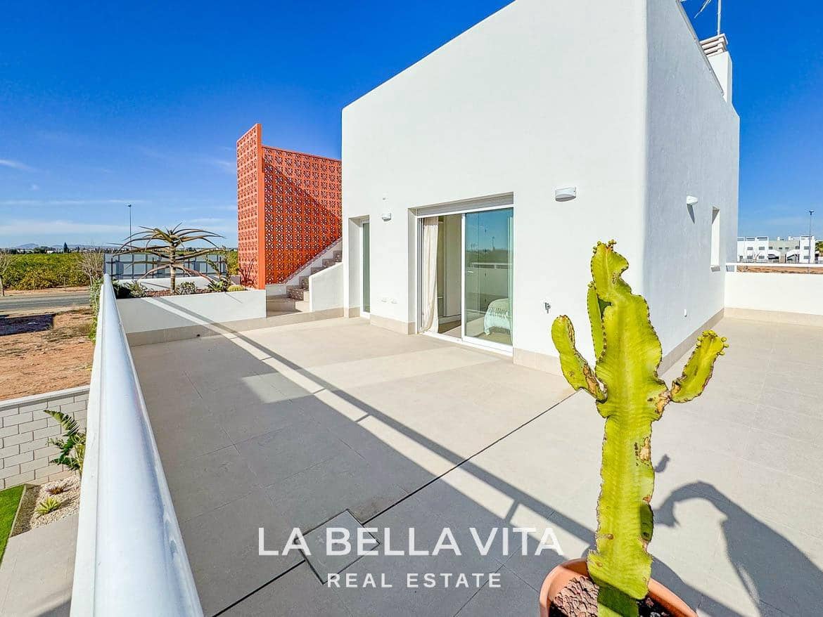 3 soveværelse Villa til salg i Pilar de la Horadada med swimmingpool - € 439.000 (Ref: 8814466)