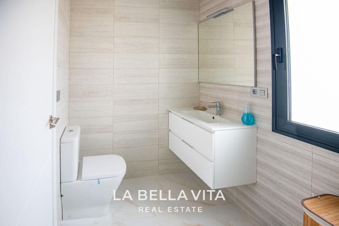 3 soveværelse Villa til salg i Pinar de Campoverde med swimmingpool - € 431.500 (Ref: 8817873)