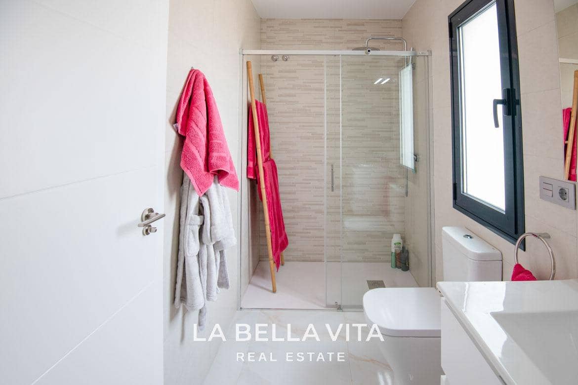 3 soveværelse Villa til salg i Pinar de Campoverde med swimmingpool - € 431.500 (Ref: 8817873)