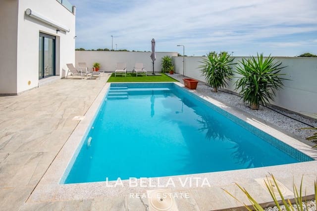 3 soveværelse Villa til salg i Pinar de Campoverde, Pilar de la Horadada med swimmingpool - € 431.500 (Ref: 8817873)