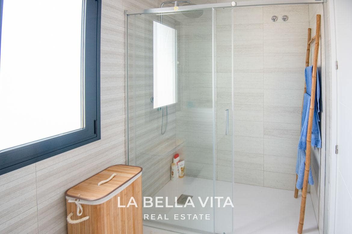 3 soveværelse Villa til salg i Pinar de Campoverde med swimmingpool - € 431.500 (Ref: 8817873)