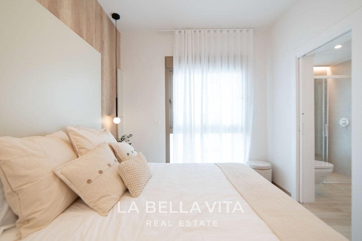 3 soveværelse Villa til salg i Dona Pepa med swimmingpool - € 439.000 (Ref: 9068942)