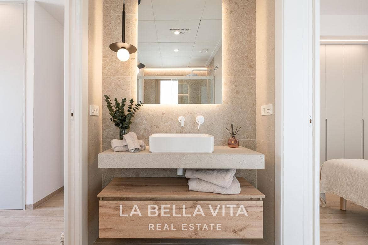 3 soveværelse Villa til salg i Dona Pepa med swimmingpool - € 439.000 (Ref: 9068942)