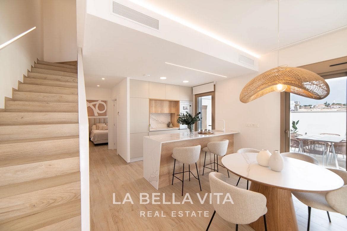 3 soveværelse Villa til salg i Dona Pepa med swimmingpool - € 439.000 (Ref: 9068942)