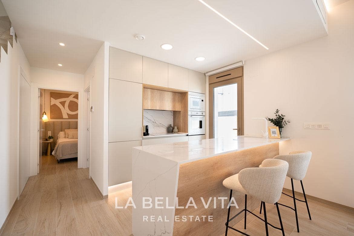 3 soveværelse Villa til salg i Dona Pepa med swimmingpool - € 439.000 (Ref: 9068942)