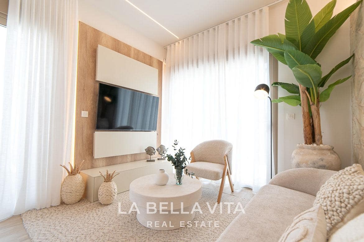 3 soveværelse Villa til salg i Dona Pepa med swimmingpool - € 439.000 (Ref: 9068942)