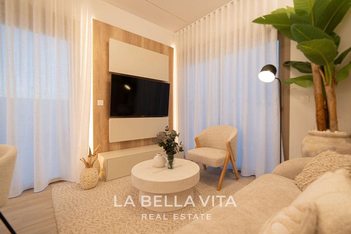 3 soveværelse Villa til salg i Dona Pepa med swimmingpool - € 439.000 (Ref: 9068942)