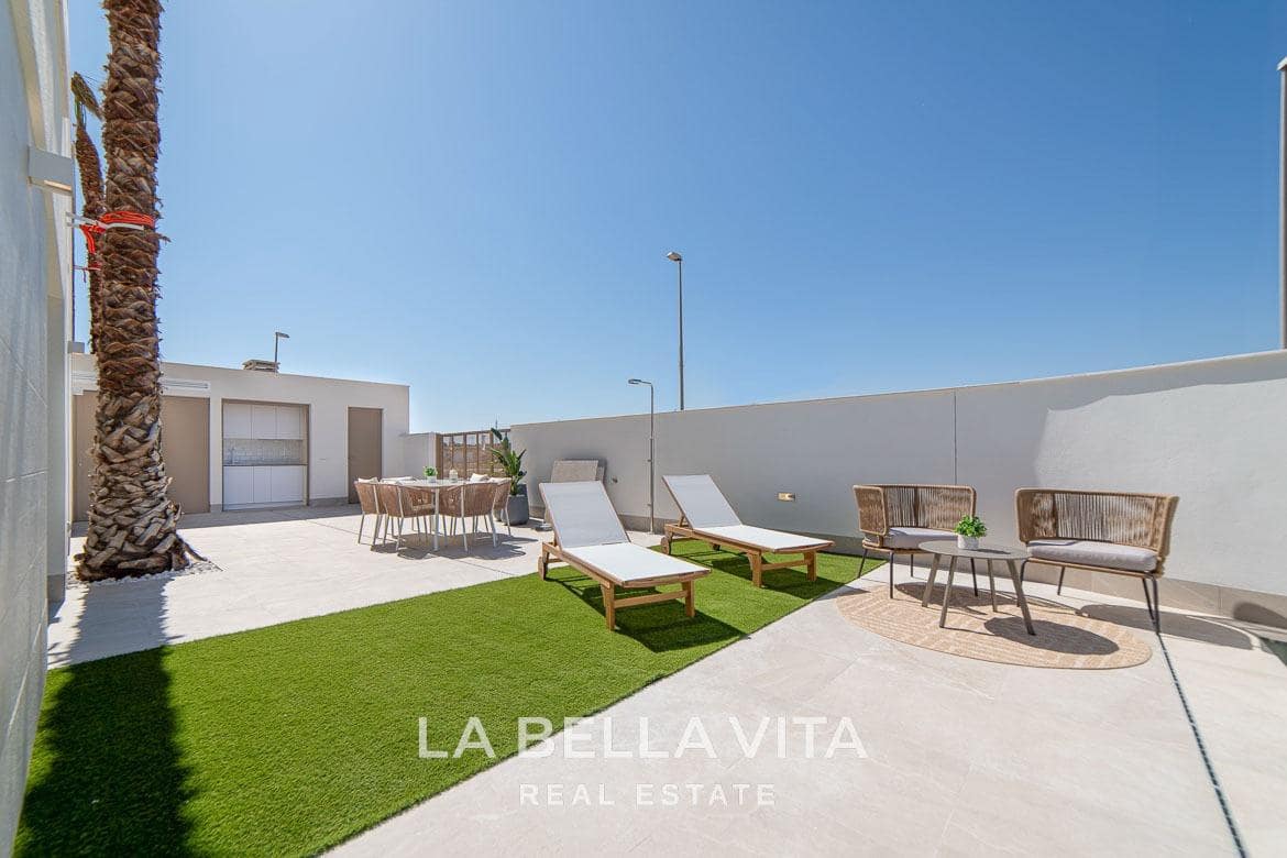 3 soveværelse Villa til salg i Dona Pepa med swimmingpool - € 439.000 (Ref: 9068942)