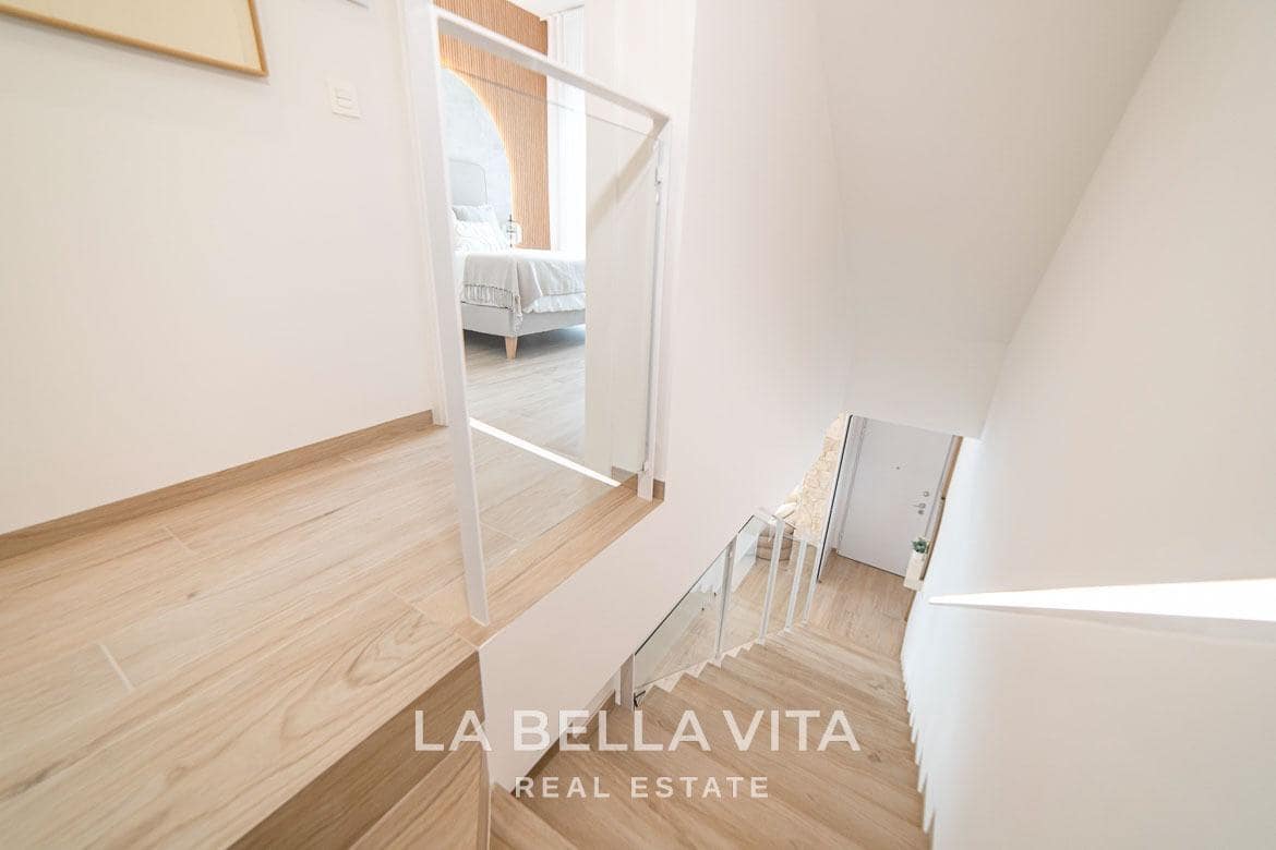 3 soveværelse Villa til salg i Dona Pepa med swimmingpool - € 439.000 (Ref: 9068942)