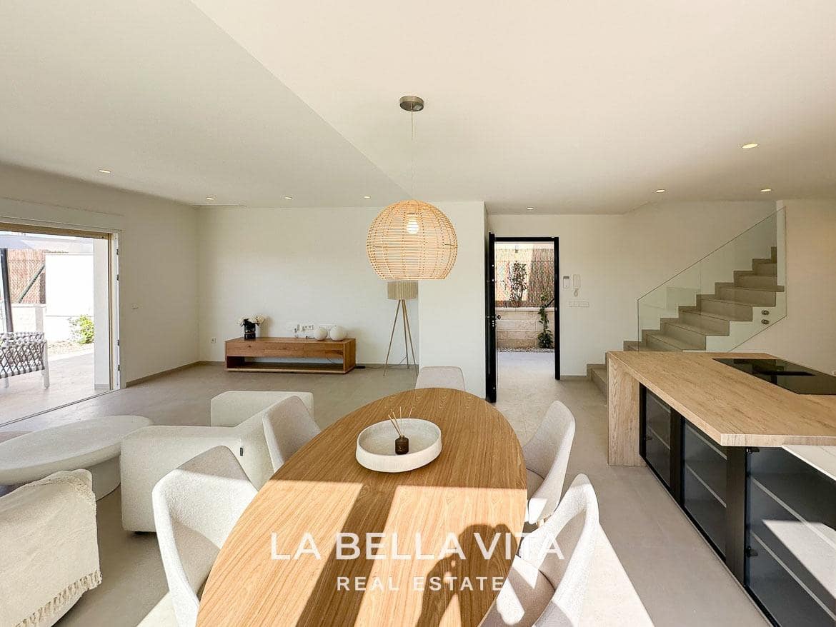 3 sypialnia Willa na sprzedaż w Los Montesinos z basenem - 509 000 € (Ref: 9075263)