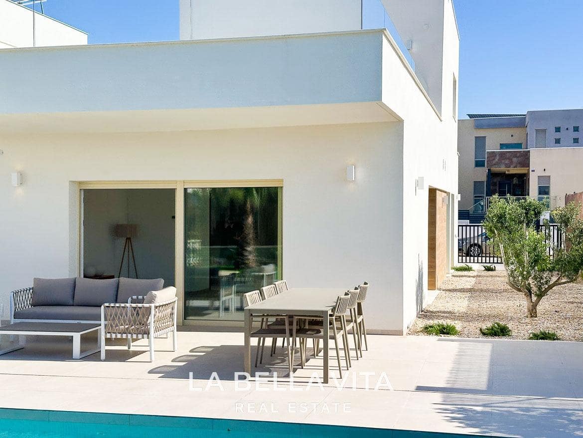 3 sypialnia Willa na sprzedaż w Los Montesinos z basenem - 509 000 € (Ref: 9075263)