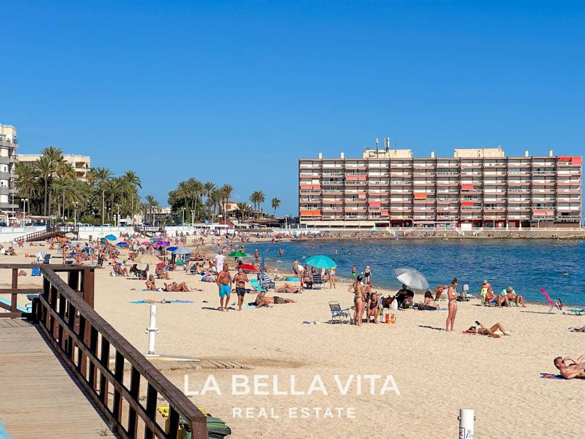 3 soverom Villa til salgs i Aguas Nuevas med svømmebasseng garasje - € 595 000 (Ref: 9078111)