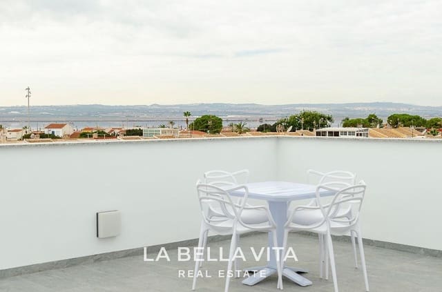 3 bedroom Villa for sale in Centro, Torrevieja with pool - € 409,000 (Ref: 9089961)