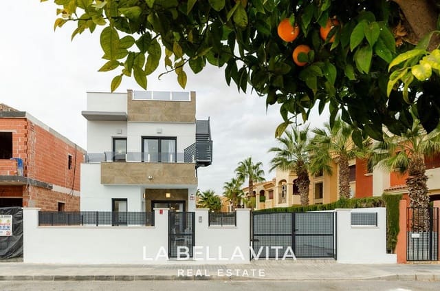 3 Zimmer Villa zu verkaufen in Centro, Torrevieja mit Pool - 385.000 € (Ref: 9089961)
