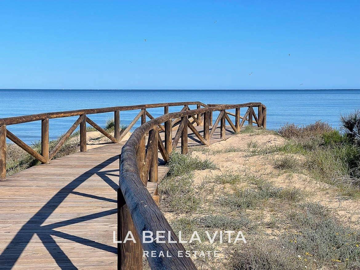 3 soverom Villa til salgs i San Fulgencio med svømmebasseng - € 345 000 (Ref: 9089962)