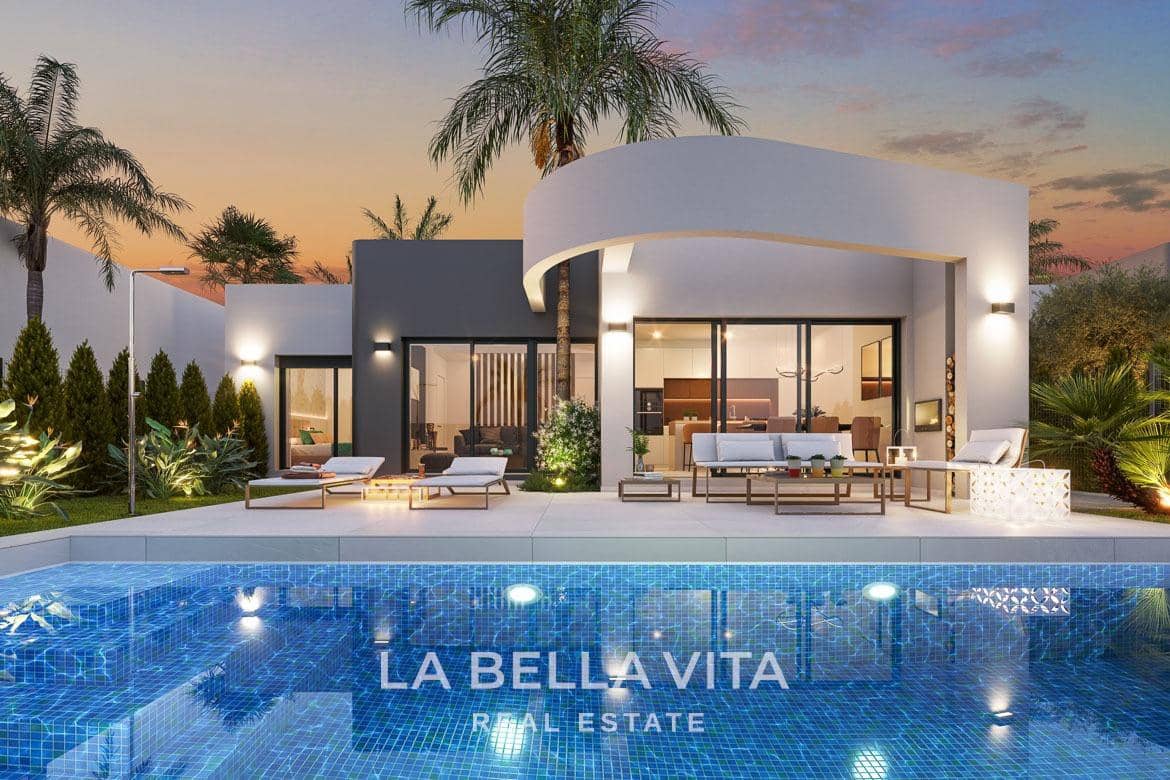 3 makuuhuone Huvila myytävänä paikassa Los Alcazares mukana uima-altaan - 550 000 € (Ref: 9104788)